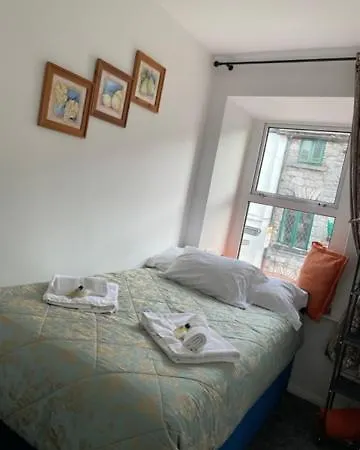 Market 2 Apartmanhotel *